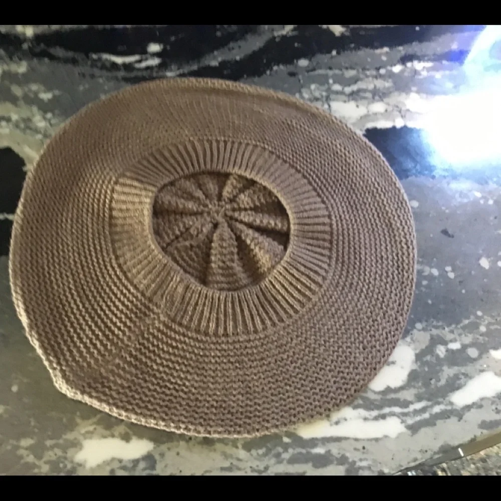 French Knit Brown New Hat - Picture 10 of 12